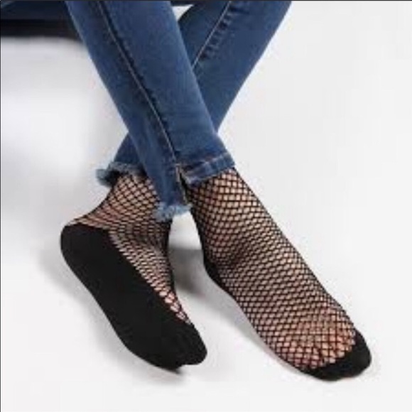 𝗡𝗘𝗪 Fishnet Socks - Picture 5 of 6